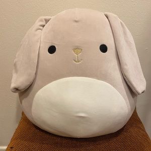 Squishmallow bunny 14in Valentina